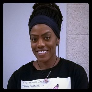 Meet your Posher, Lakeisha